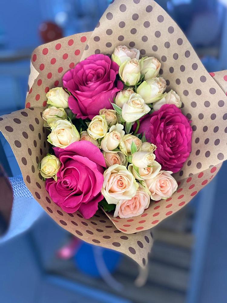 Букет цветов из: Розы в Шентала