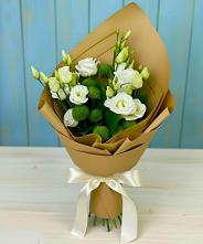 Букет цветов из:  Хризантемы и Лизиантусы #REPLACE_PRED# Шентала