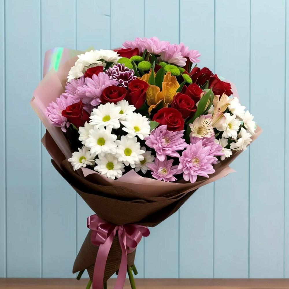 Букет цветов из: Розы, Хризантемы и Альстромерии в Шентала