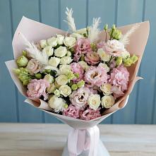 Букет цветов из:  Альстромерии и Розы в Шентала