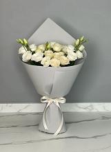 Букет цветов из:  Розы и Лизиантусы в Шентала